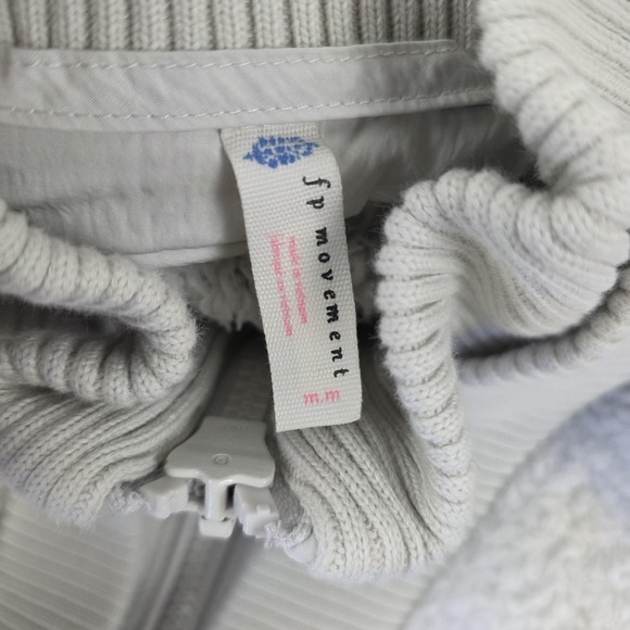 FP Movement Jacket Womens Medium Gray Sherpa Fleece Bomber Full Zip Cropped - Picture 6 of 12